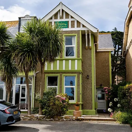Avalon Guest House-3